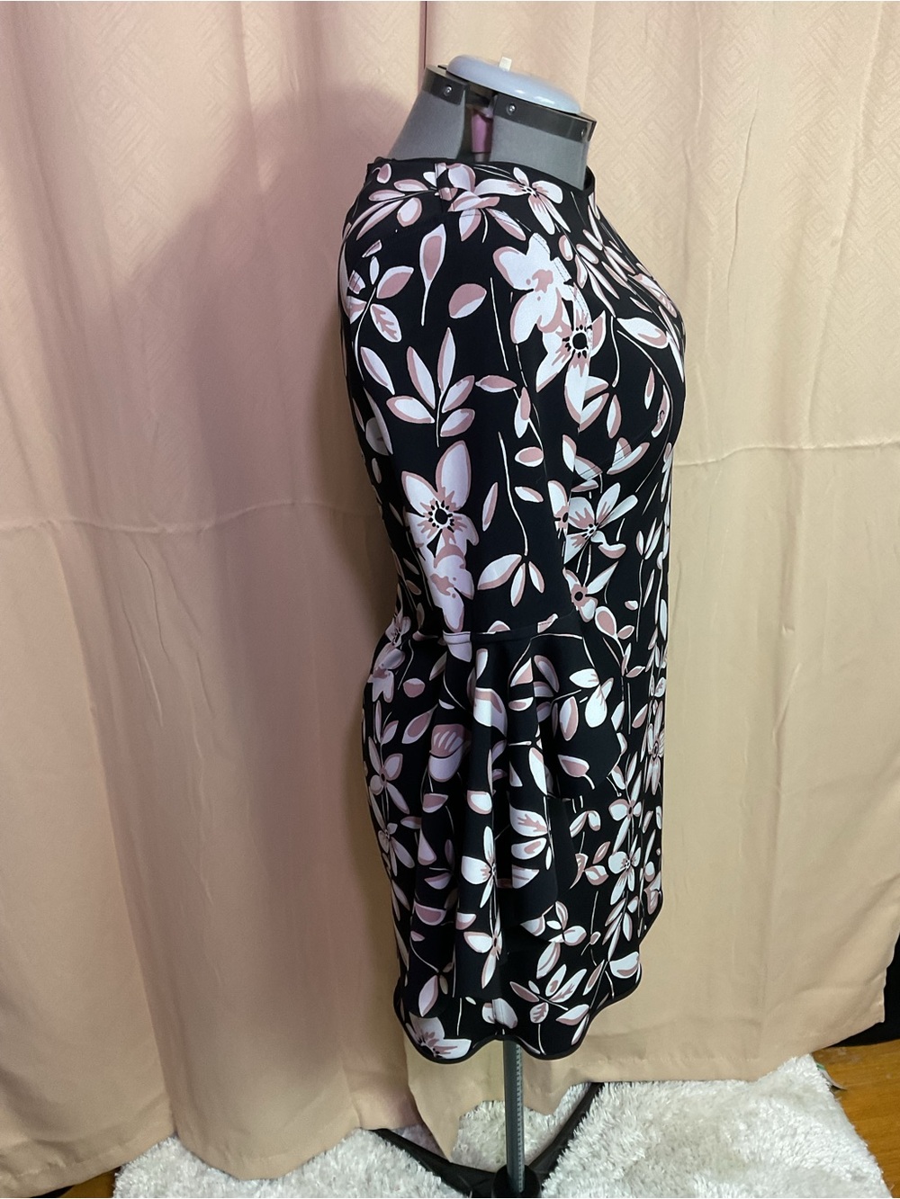 Nicole Miller New York Reversible Dress - Picture 7 of 16